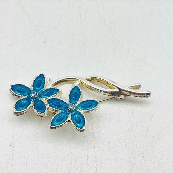 Vintage Blue Enamel Flower Brooch Rhinestone Accents Silver Tone Retro Gift - Picture 4 of 5
